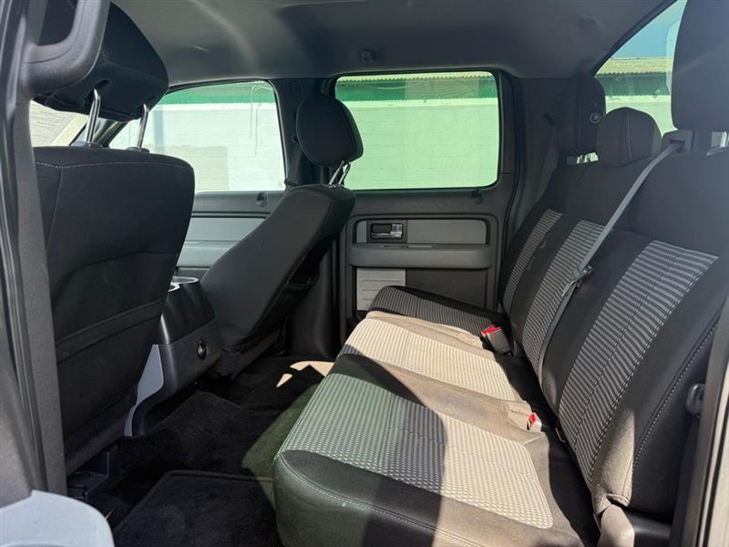 Ford F-150 XL SuperCrew 5.5-ft. Bed 4WD 2014