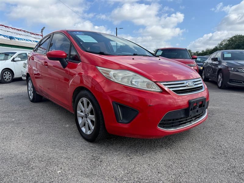 Ford Fiesta SE Sedan 2012