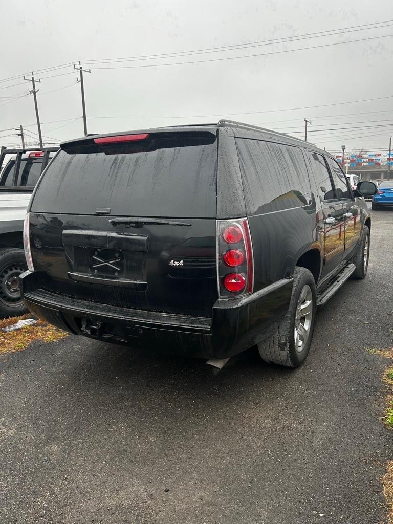 GMC Yukon Denali XL 4WD 2014