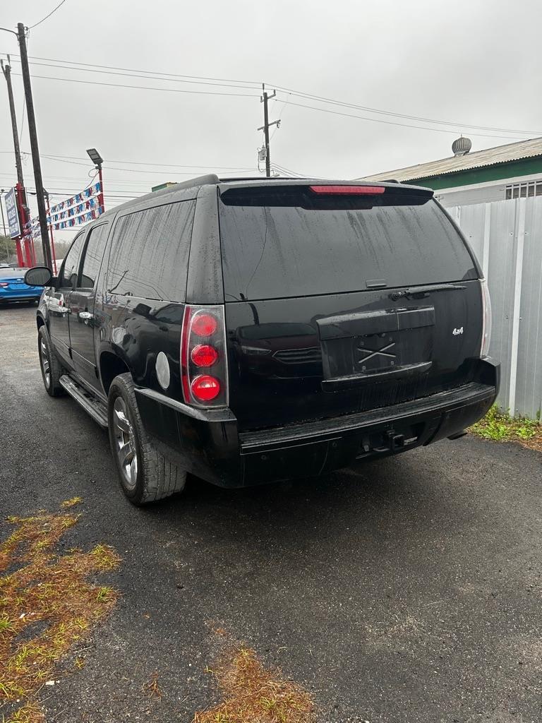 GMC Yukon Denali XL 4WD 2014