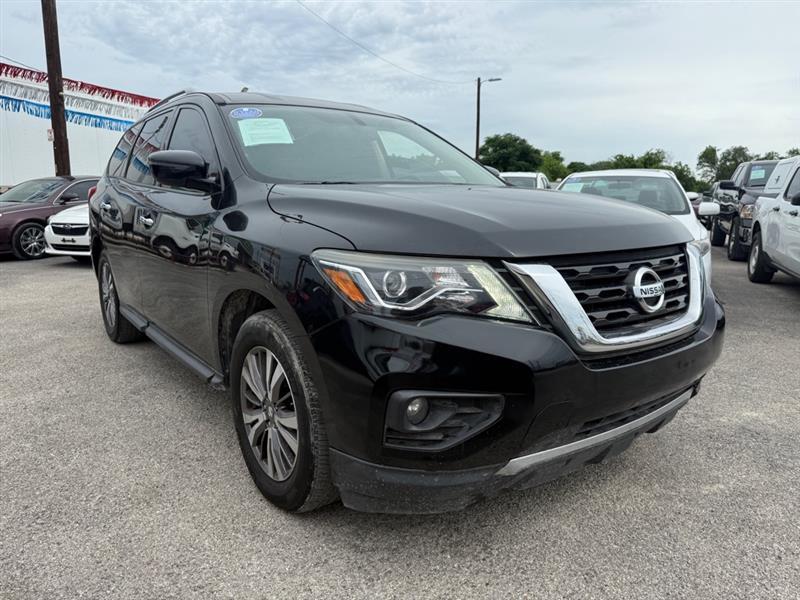 Nissan Pathfinder SV 2WD 2018