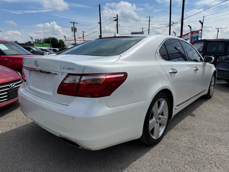 Lexus LS 460 Luxury Sedan 2010