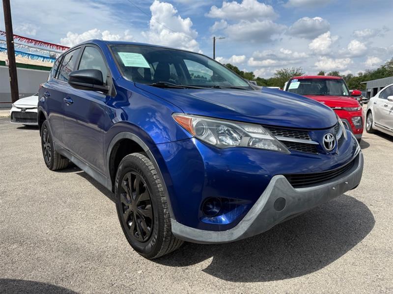 Toyota RAV4 LE FWD 2015