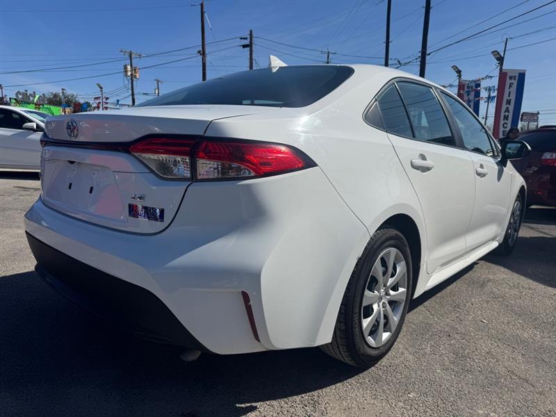Toyota Corolla LE 2021