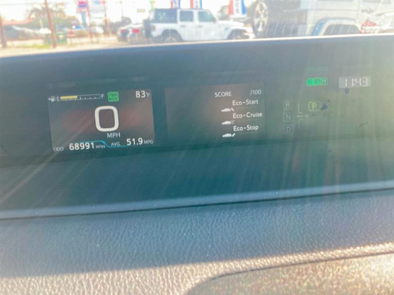 Toyota Prius LE 2022