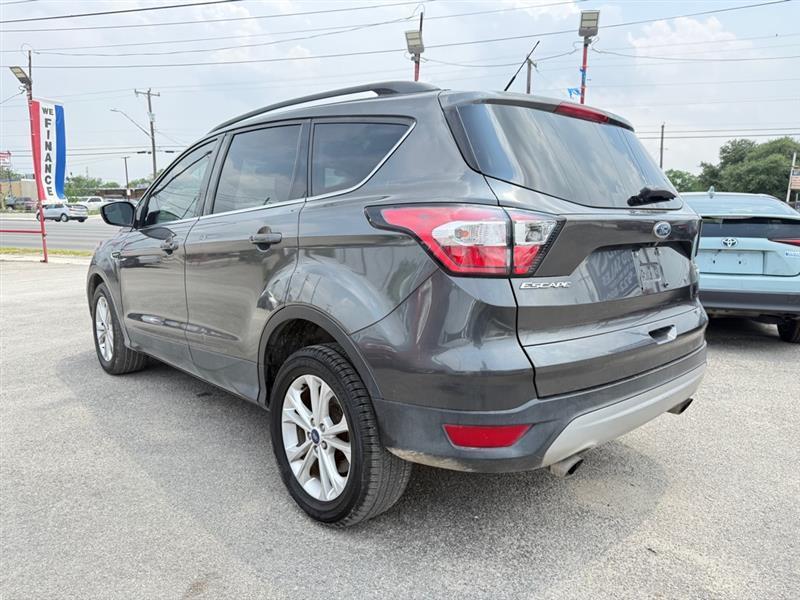 Ford Escape SE FWD 2018