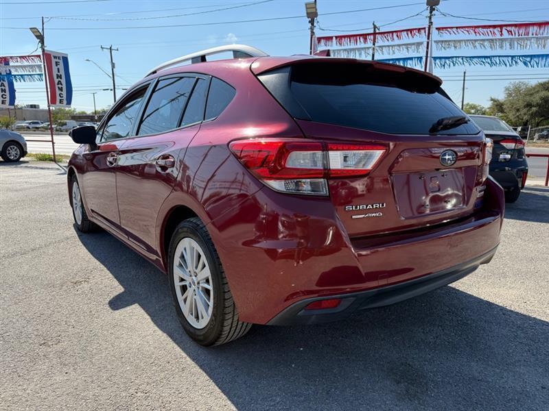 Subaru Impreza 2.0i Premium CVT 5-Door 2017