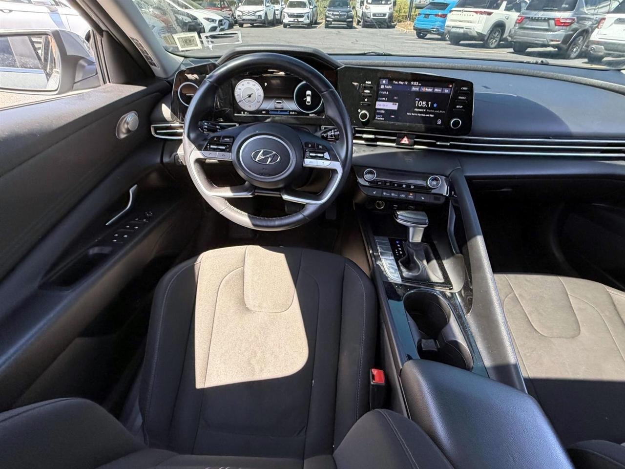 Hyundai Elantra SEL IVT 2022