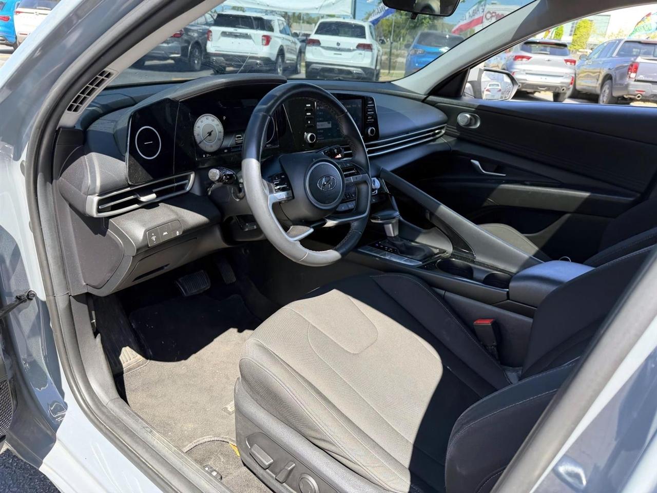 Hyundai Elantra SEL IVT 2022