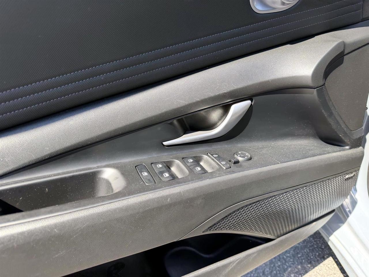 Hyundai Elantra SEL IVT 2022