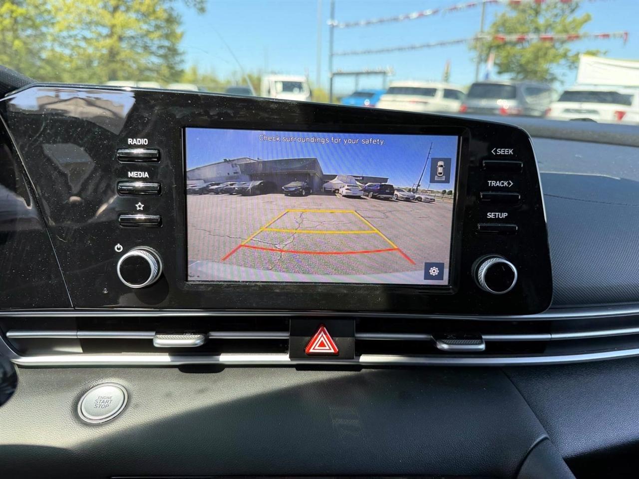Hyundai Elantra SEL IVT 2022