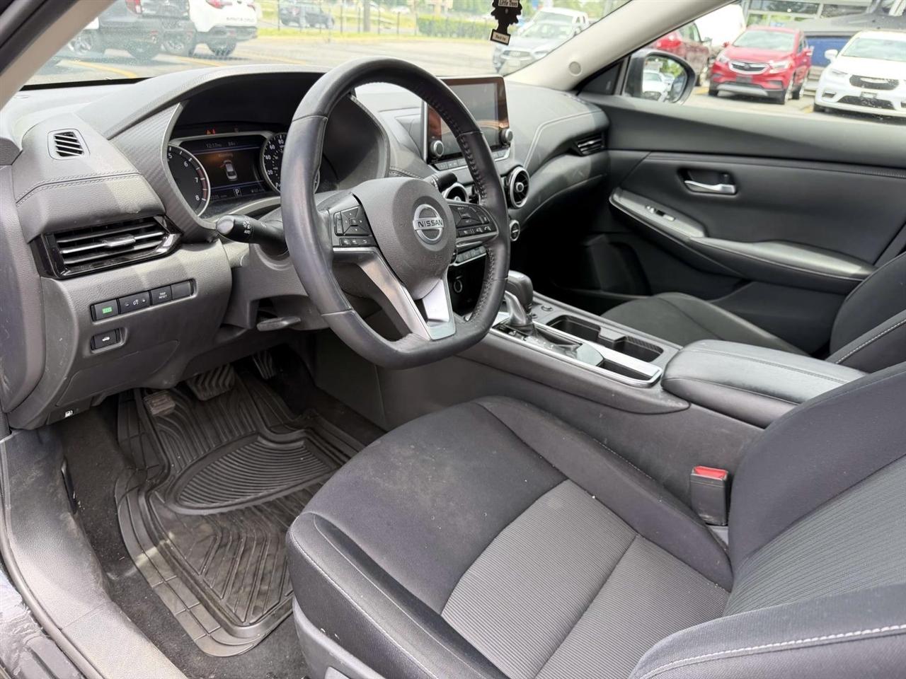 Nissan Sentra SV CVT 2020