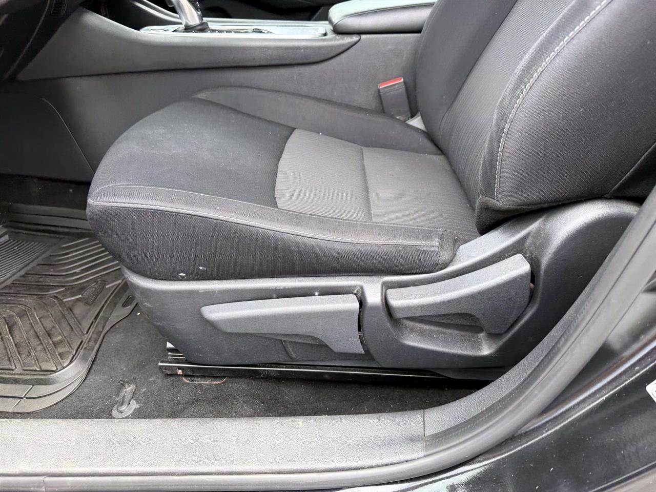 Nissan Sentra SV CVT 2020