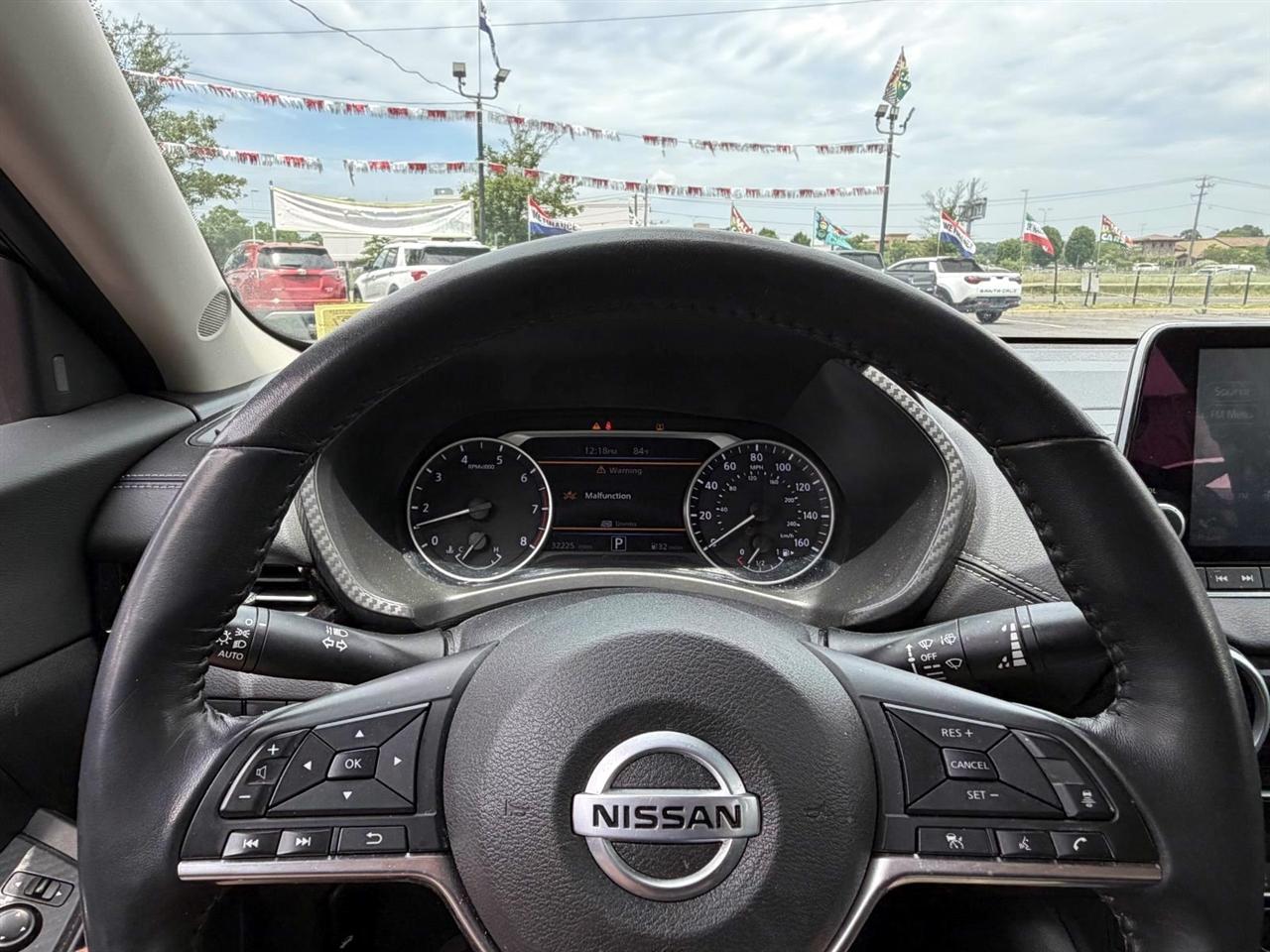 Nissan Sentra SV CVT 2020