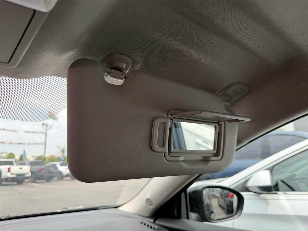 Nissan Sentra SV CVT 2020