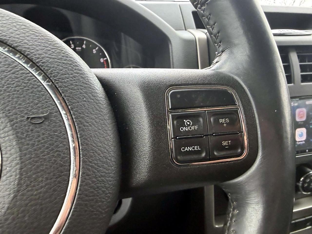 Jeep Liberty 4WD 4dr Sport Latitude 2012