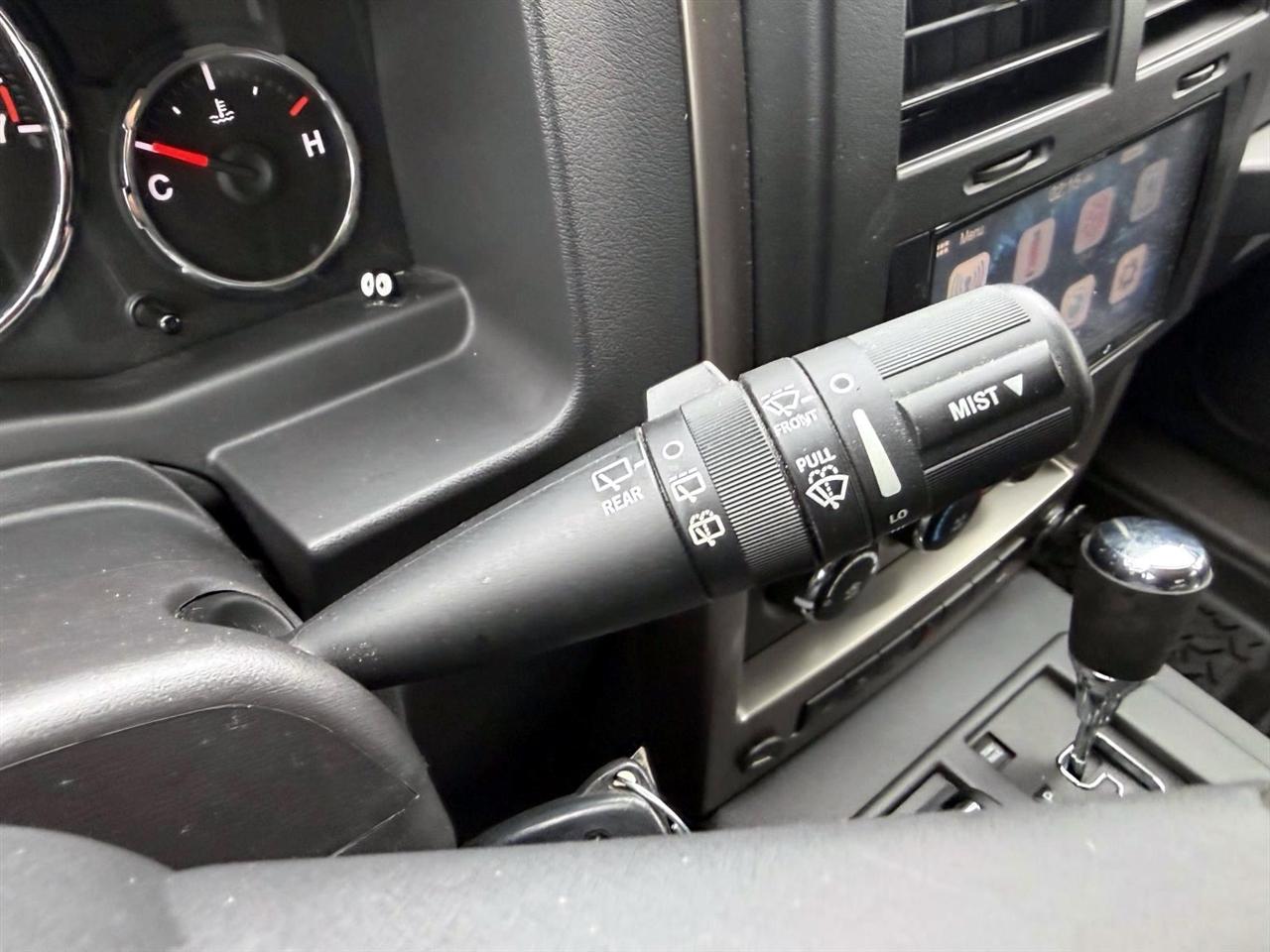 Jeep Liberty 4WD 4dr Sport Latitude 2012