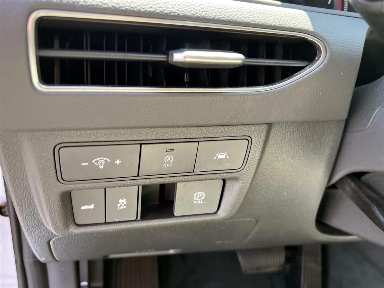 Hyundai Sonata SE 2.5L *Ltd Avail* 2023