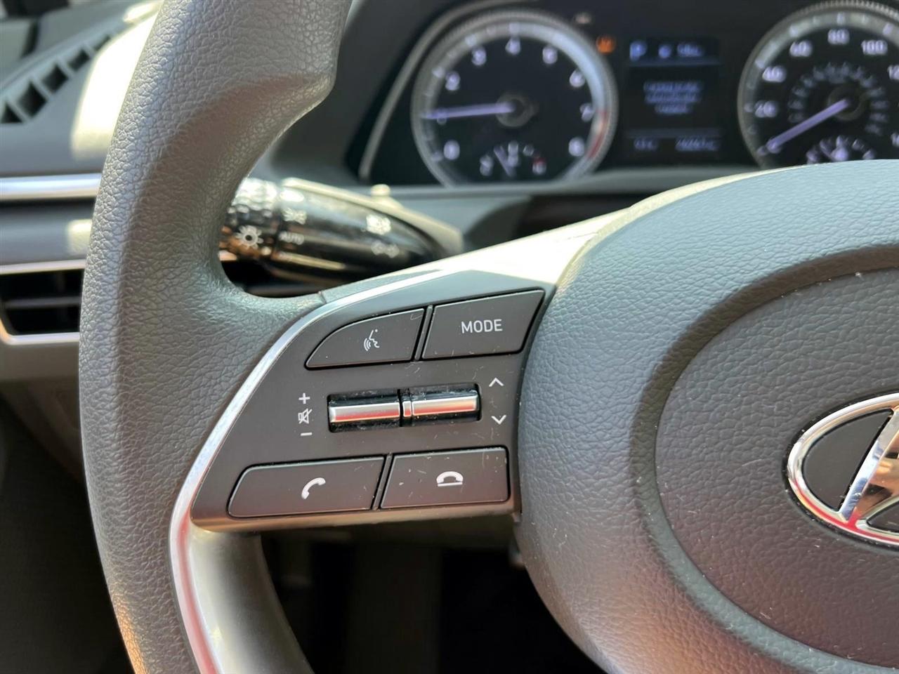 Hyundai Sonata SE 2.5L *Ltd Avail* 2023