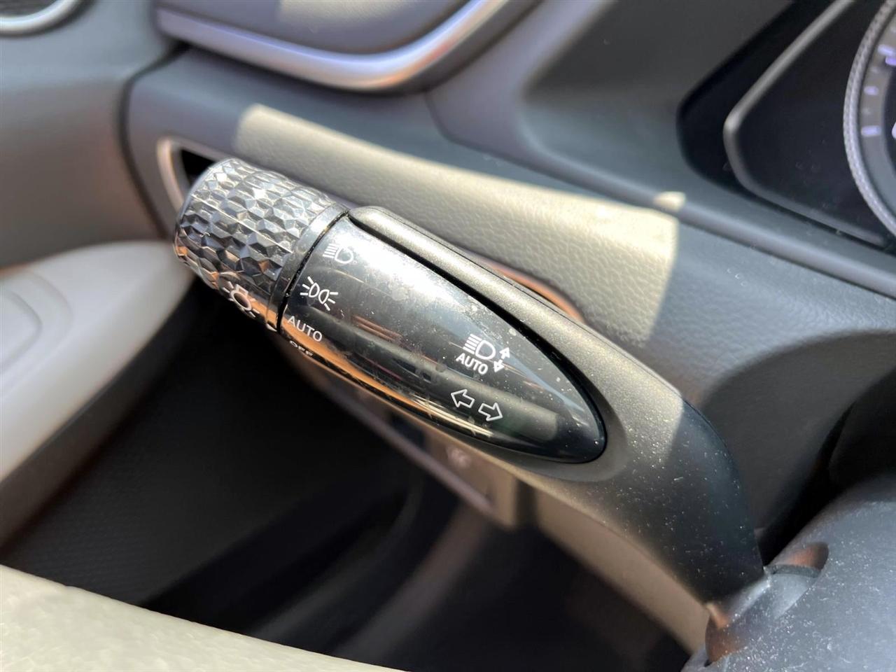 Hyundai Sonata SE 2.5L *Ltd Avail* 2023