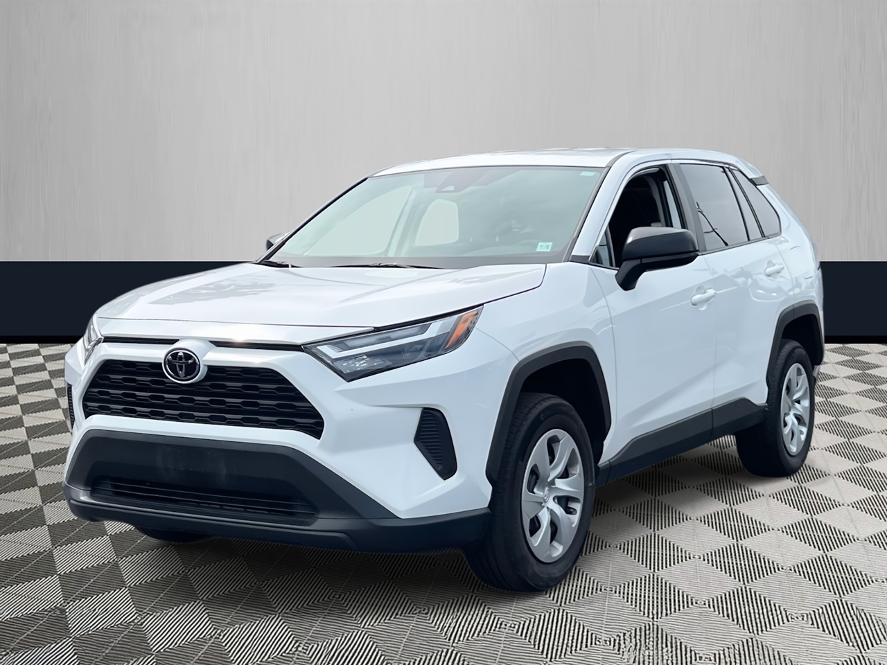Toyota RAV4 LE AWD (Natl) 2024