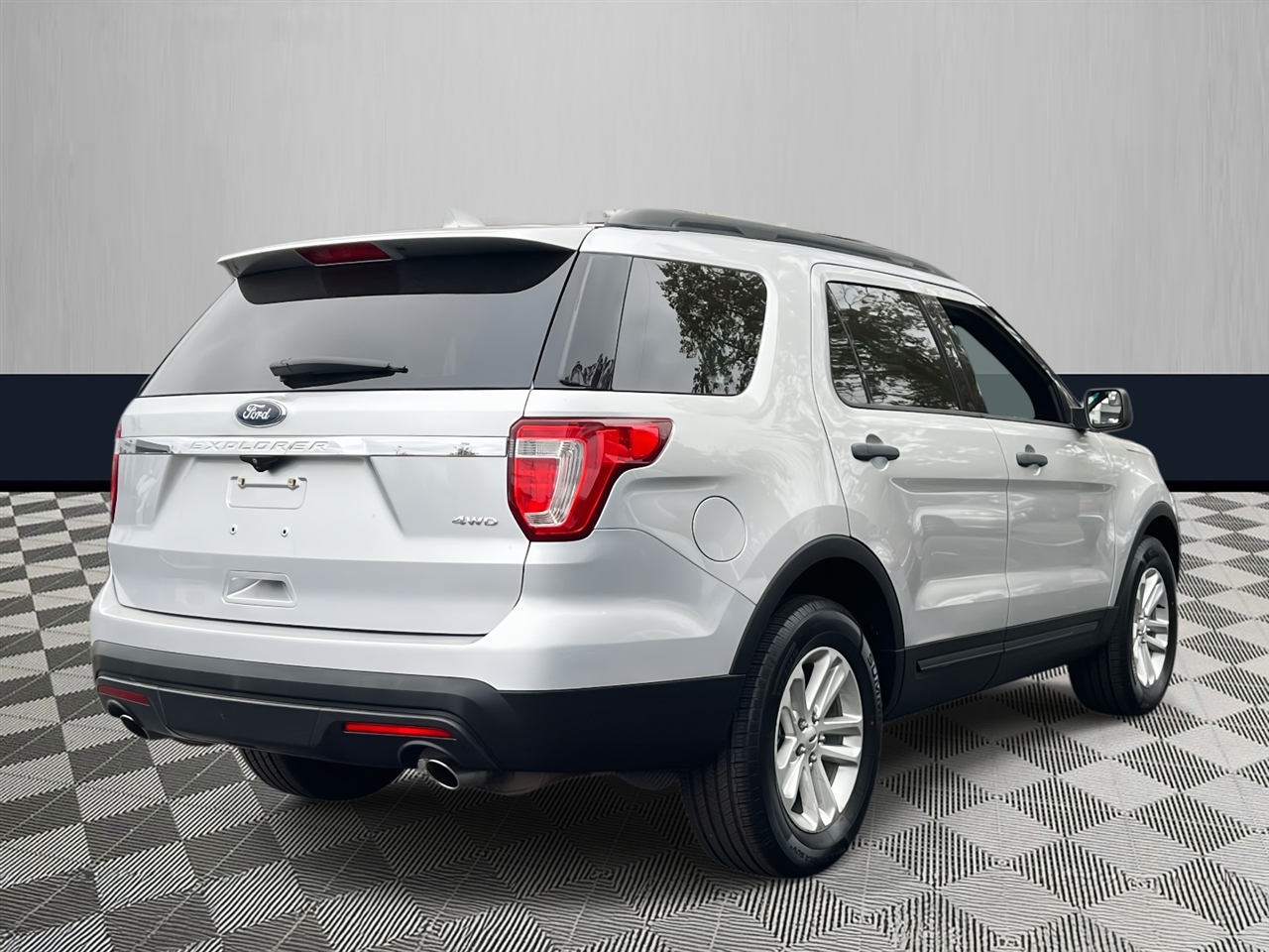 Ford Explorer 4WD 4dr Base 2016