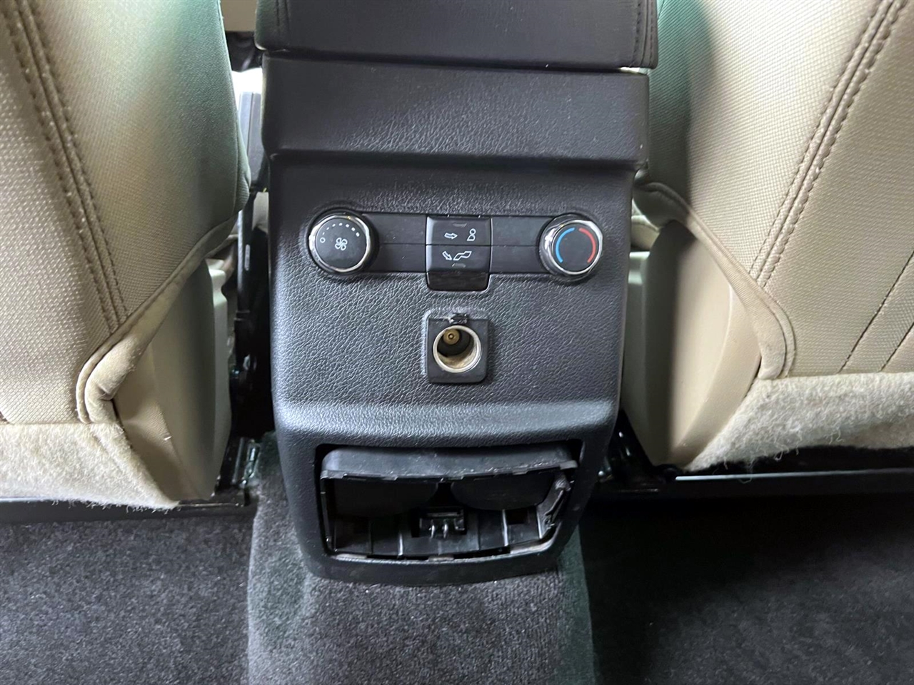 Ford Explorer 4WD 4dr Base 2016