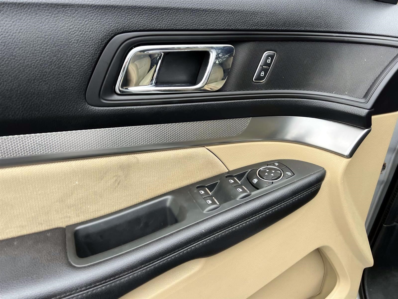 Ford Explorer 4WD 4dr Base 2016