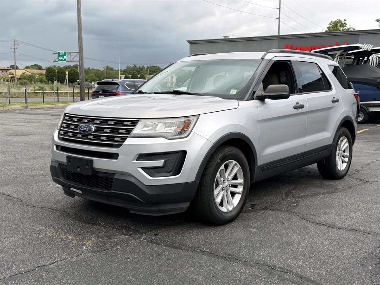 Ford Explorer 4WD 4dr Base 2016