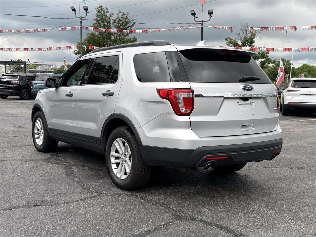 Ford Explorer 4WD 4dr Base 2016