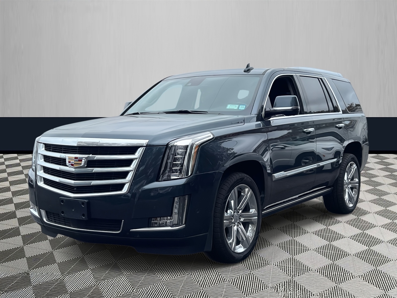 2020 Cadillac Escalade Premium Luxury's photo