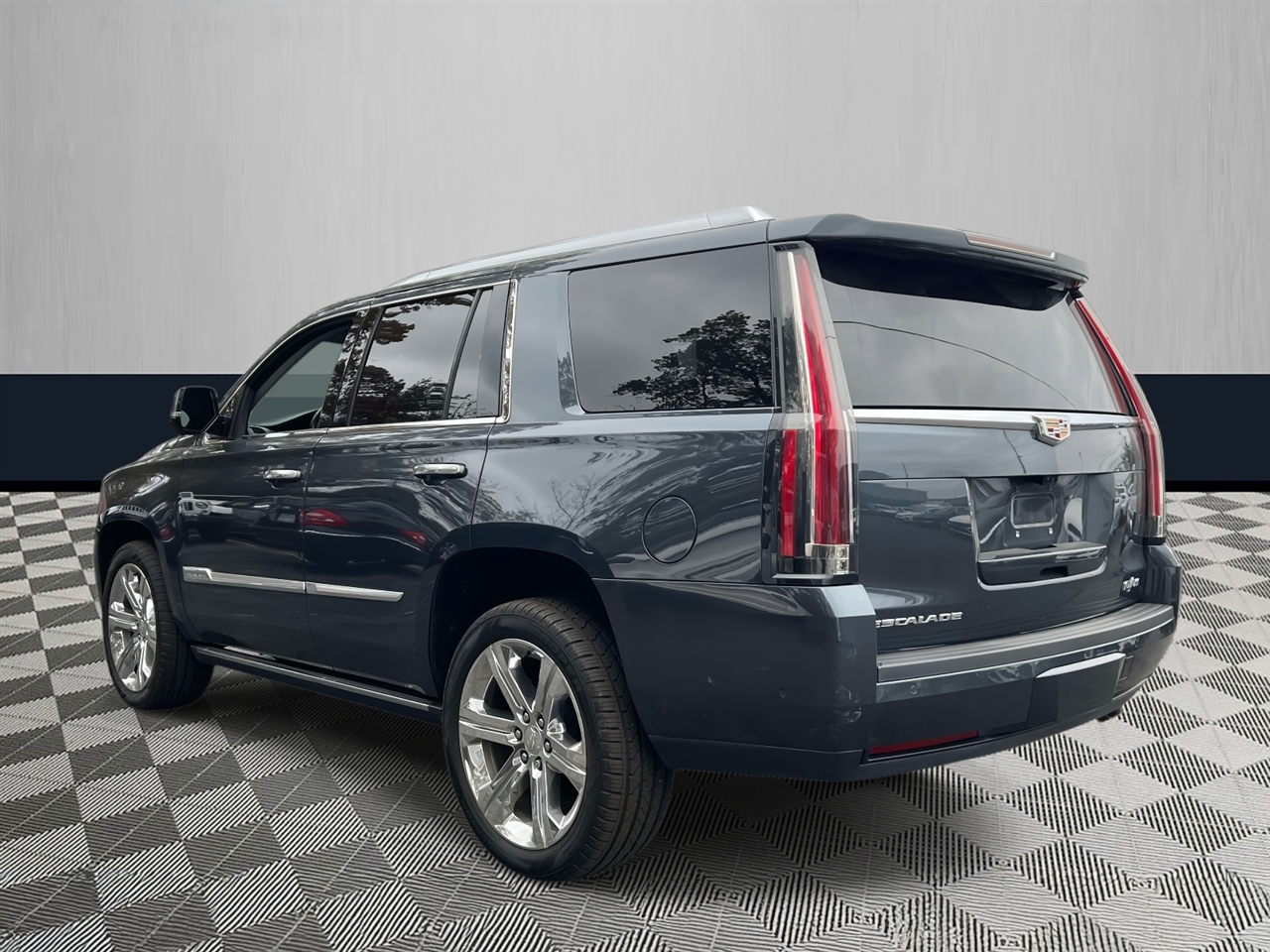 Cadillac Escalade 4WD 4dr Premium Luxury 2020