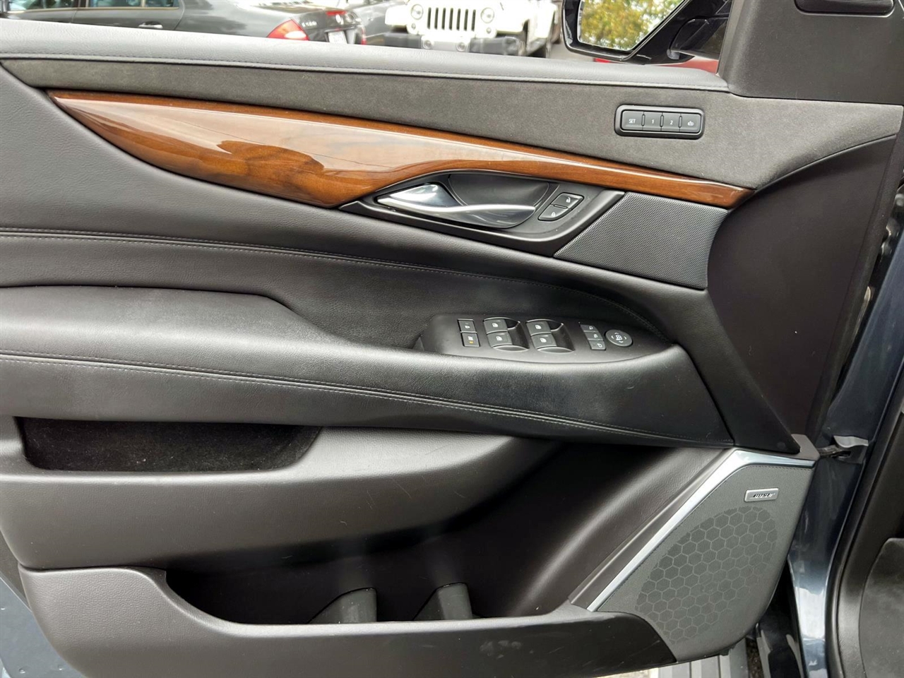 Cadillac Escalade 4WD 4dr Premium Luxury 2020