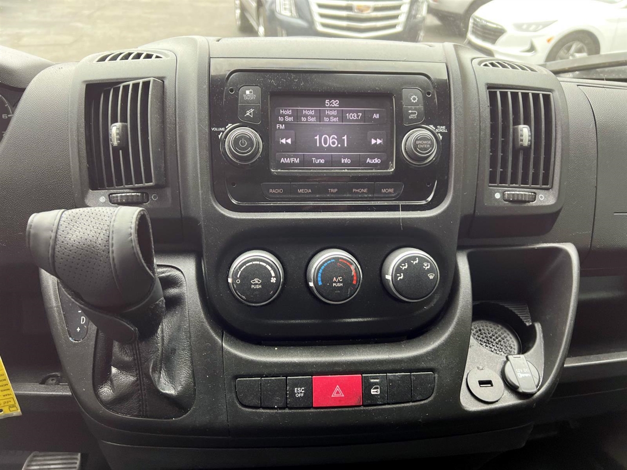 RAM ProMaster Cargo Van 3500 Low Roof 136" WB 2021