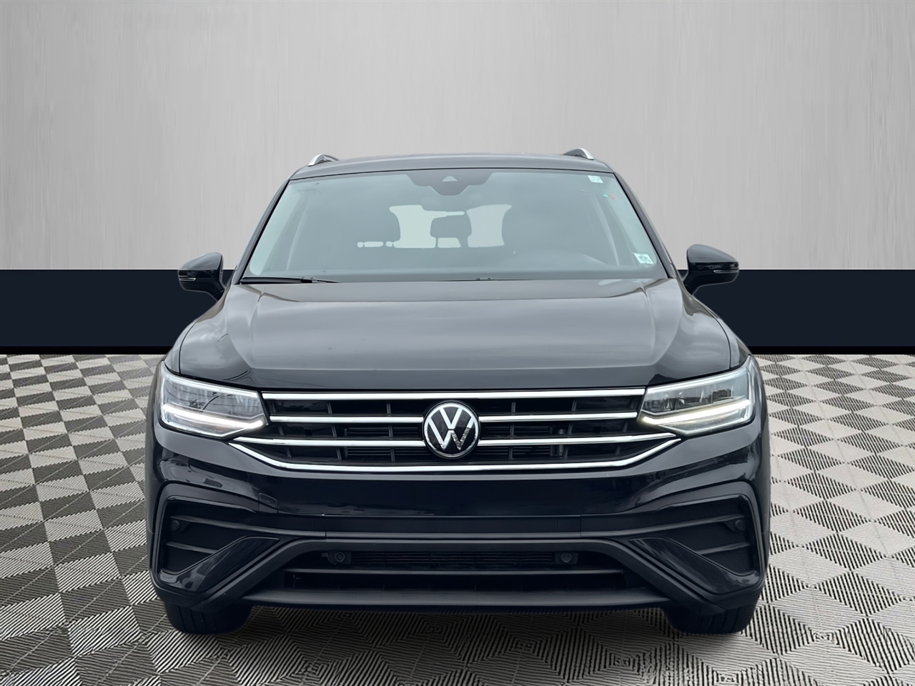 Volkswagen Tiguan 2.0T Wolfsburg Edition FWD 2024