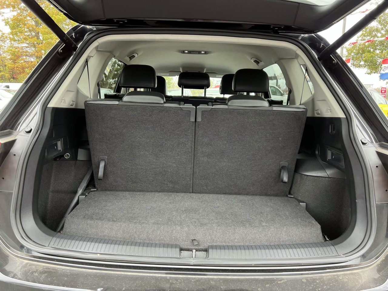 Volkswagen Tiguan 2.0T Wolfsburg Edition FWD 2024