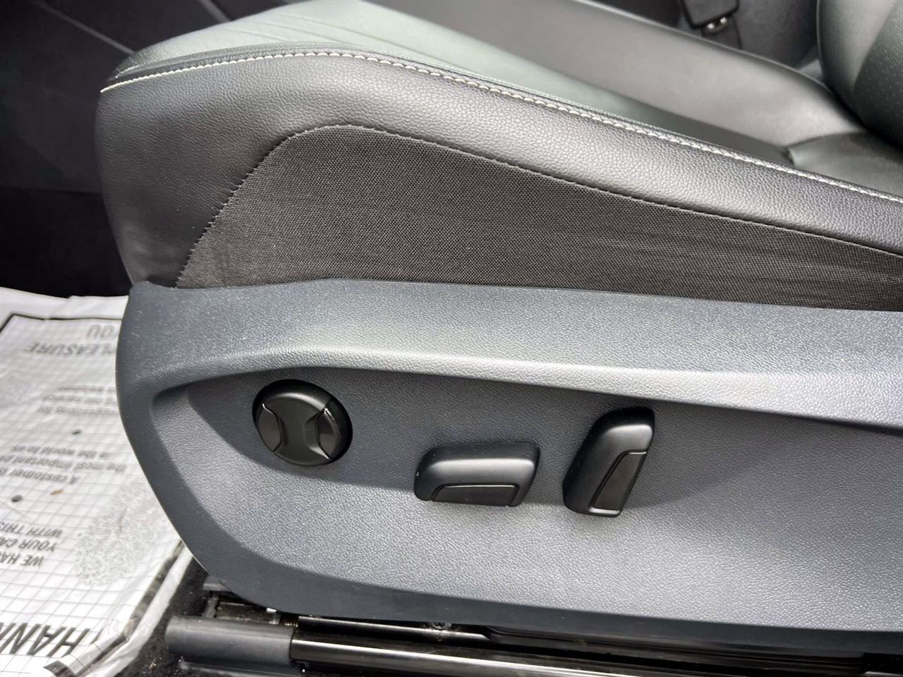 Volkswagen Tiguan 2.0T Wolfsburg Edition FWD 2024