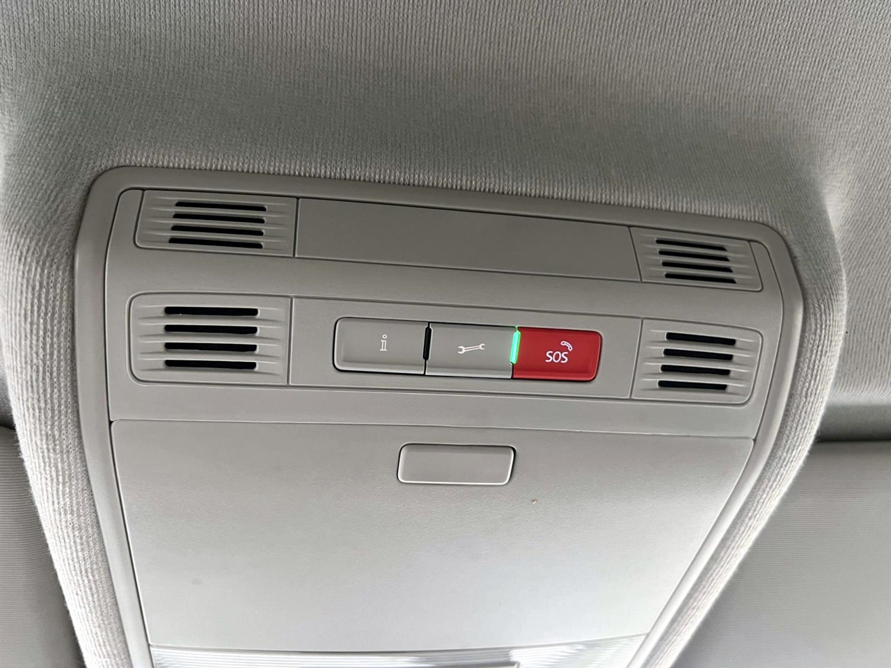 Volkswagen Tiguan 2.0T Wolfsburg Edition FWD 2024