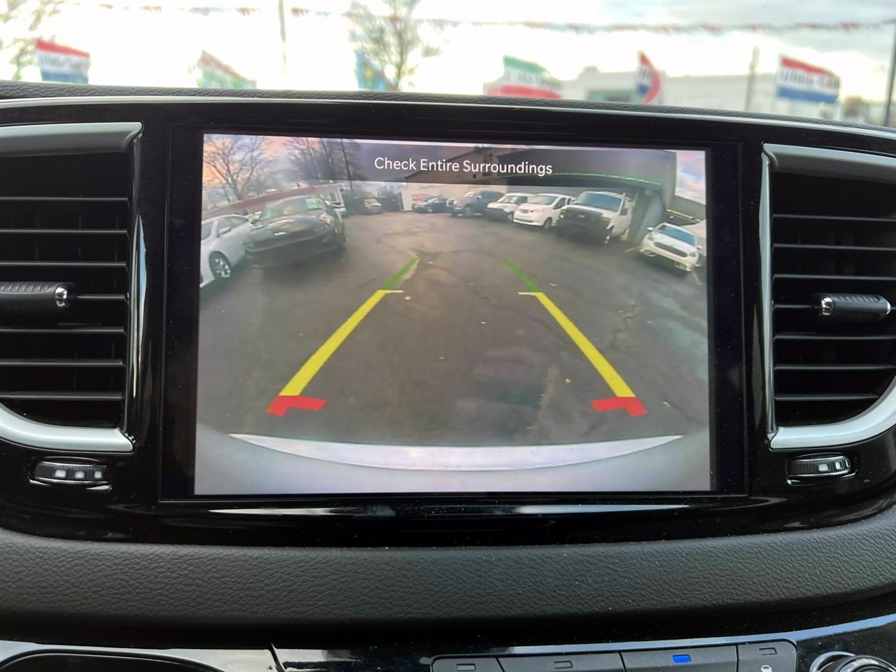 Chrysler Pacifica Touring L FWD 2024