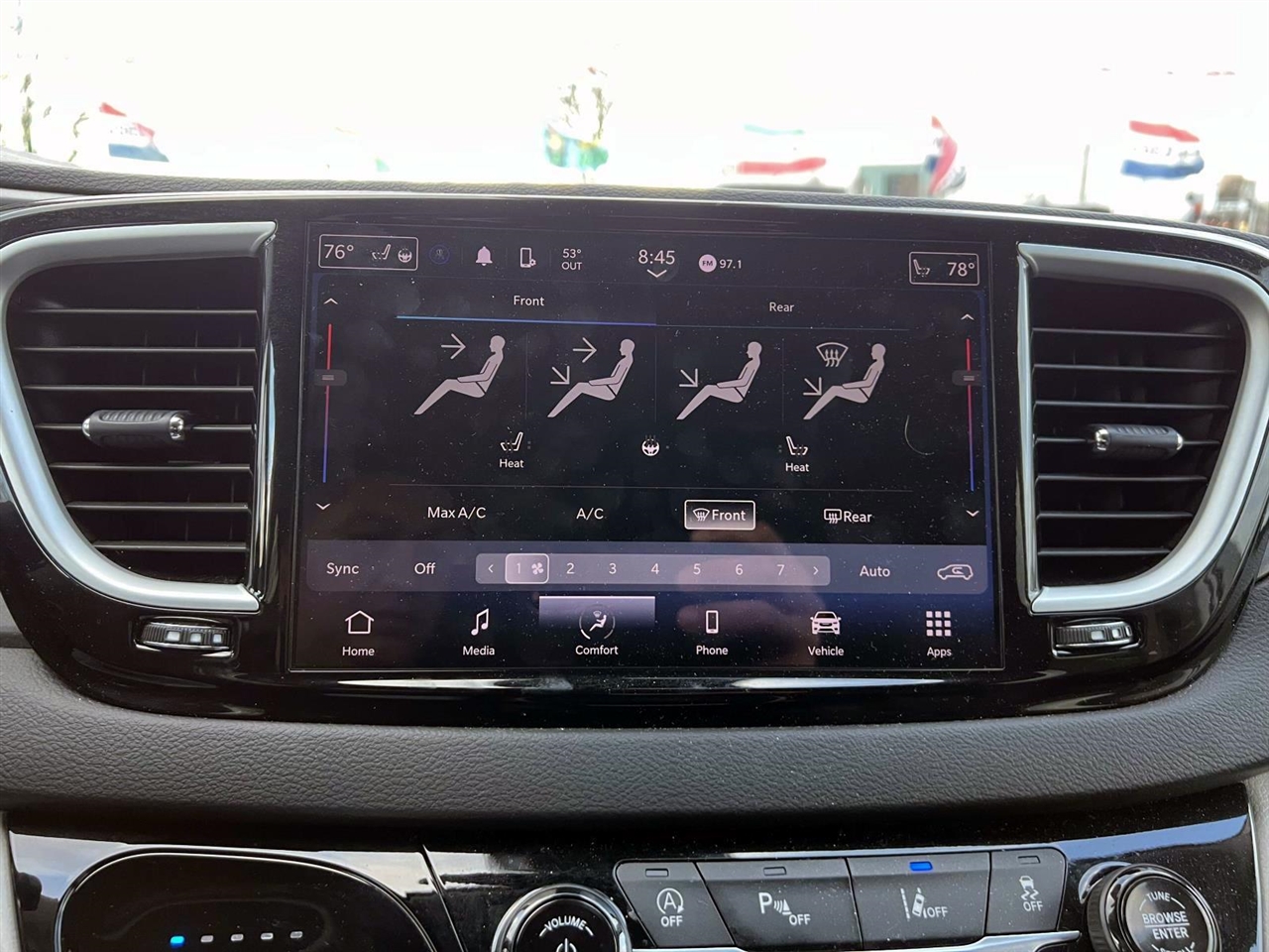 Chrysler Pacifica Touring L FWD 2024