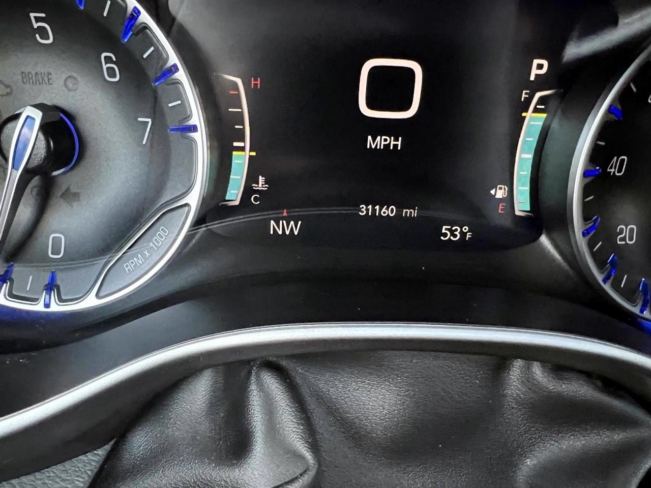 Chrysler Pacifica Touring L FWD 2024