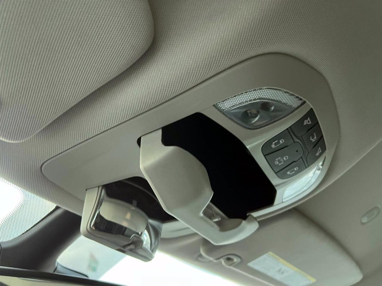 Chrysler Pacifica Touring L FWD 2024