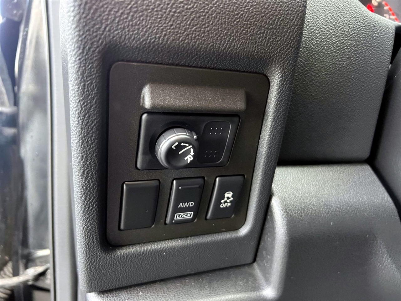 Nissan Rogue AWD 4dr S 2012