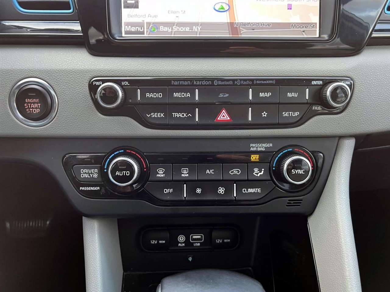 Kia Niro Touring FWD 2019