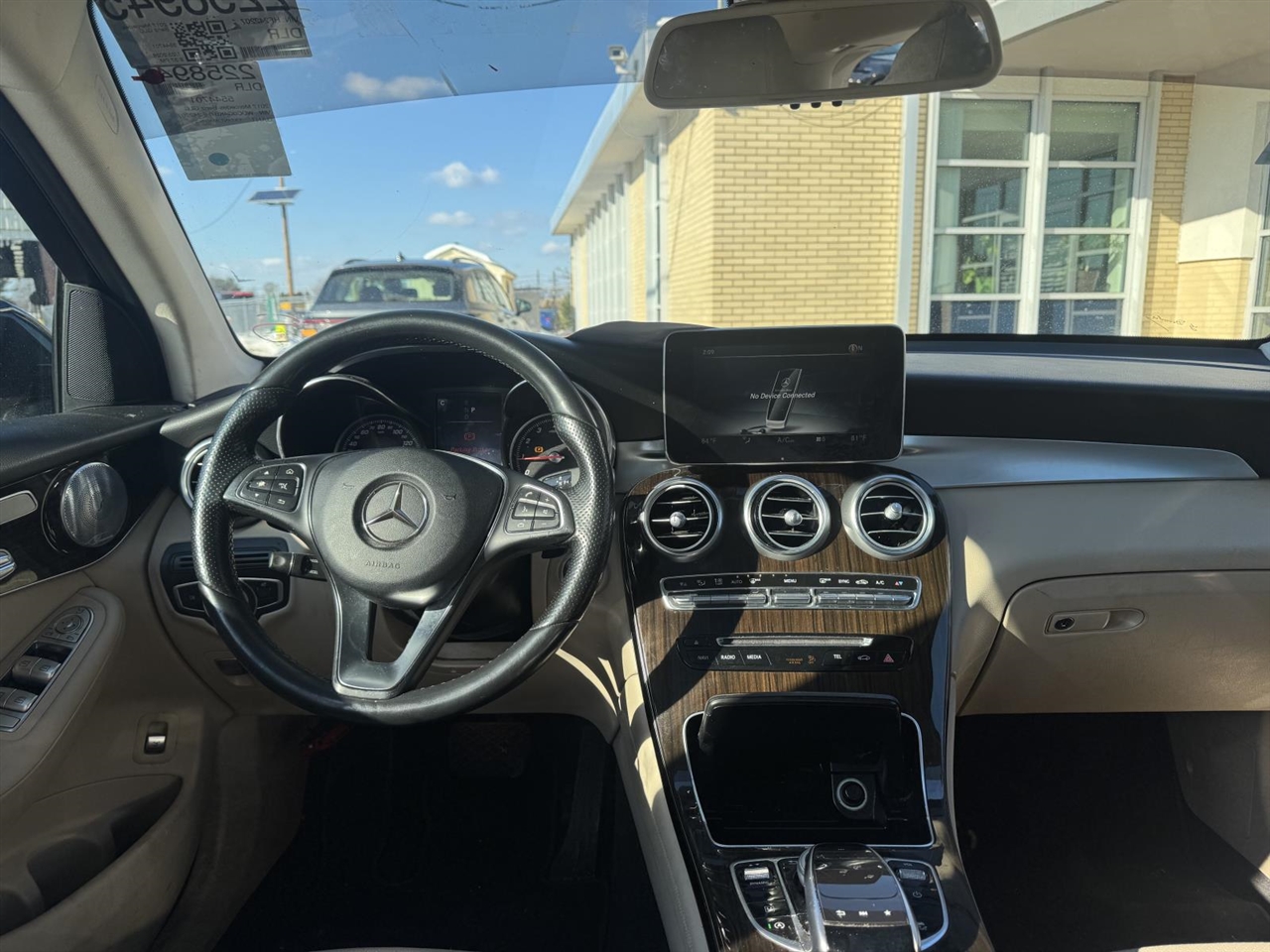 Mercedes-Benz GLC GLC 300 4MATIC SUV 2017