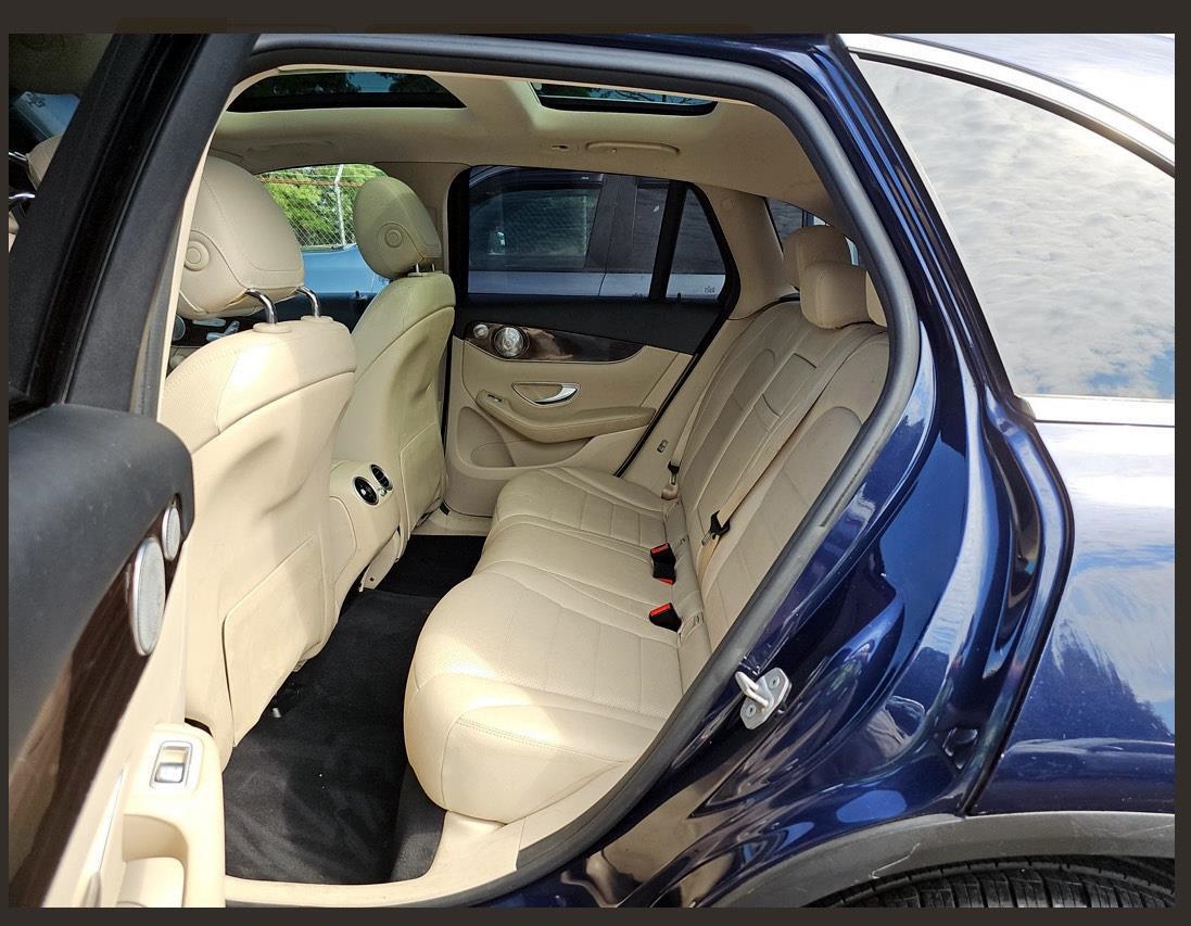 Mercedes-Benz GLC GLC 300 4MATIC SUV 2017