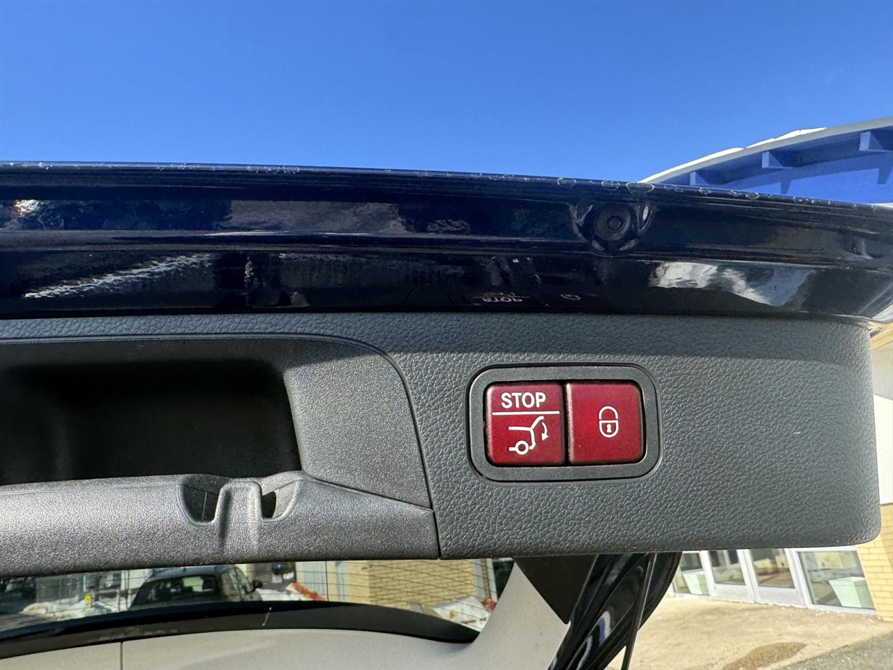 Mercedes-Benz GLC GLC 300 4MATIC SUV 2017