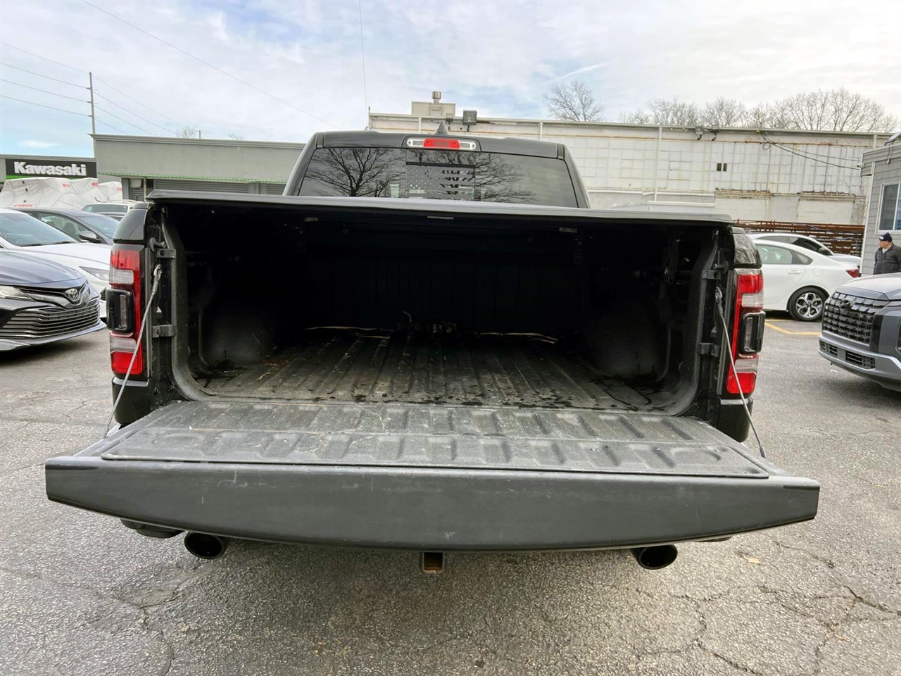 RAM 1500 Laramie 4x4 Crew Cab 5'7" Box 2021