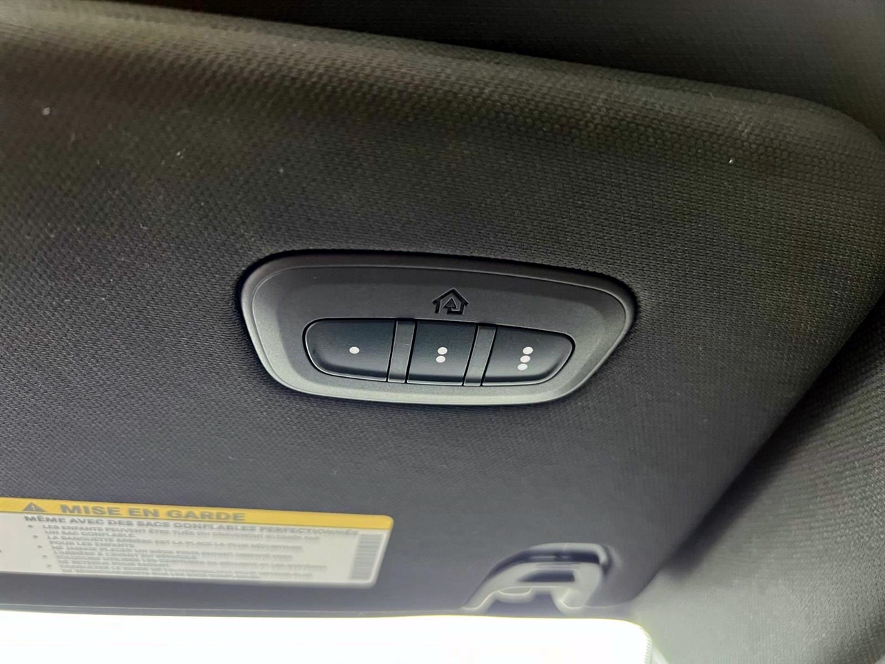 RAM 1500 Laramie 4x4 Crew Cab 5'7" Box 2021