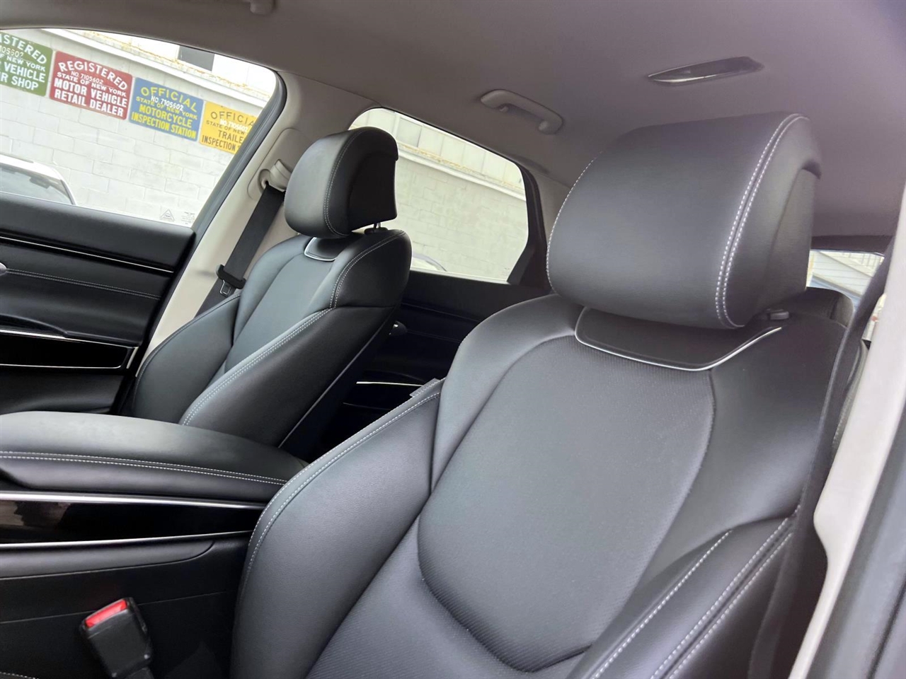 Genesis GV70 2.5T AWD 2025